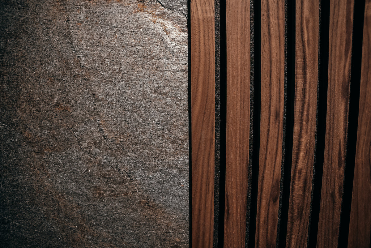 Salle de conférence à Falun : mur habillé de panneaux acoustiques en bois Cambois, vue 95